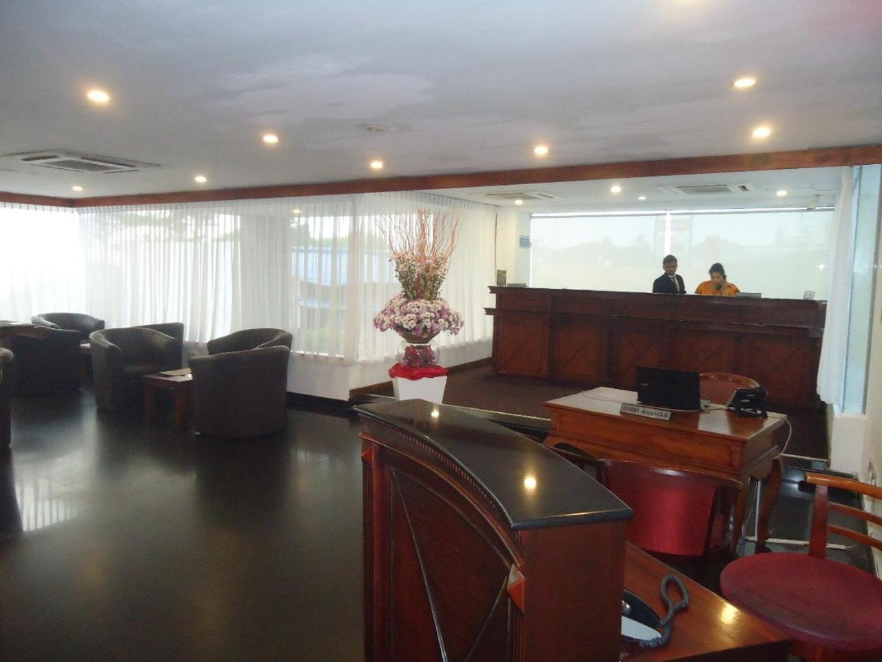 Global Towers Hotel & Apartments Colombo Exterior photo